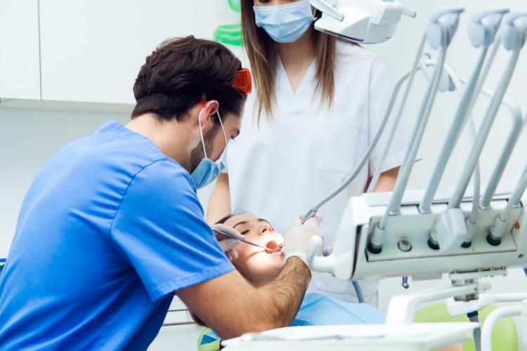 Etes-vous fait pour devenir chirurgien-dentiste ou pas ? 